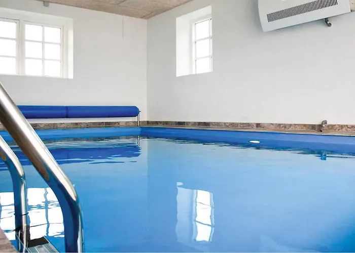 In With Sauna *